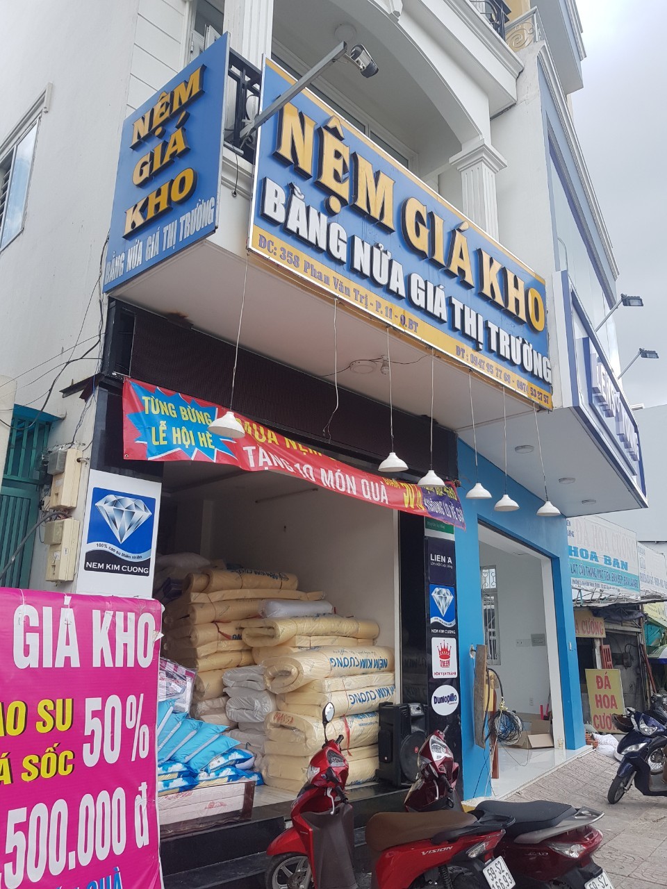 Nệm lò xo dunlopillo 1m8 giá rẻ