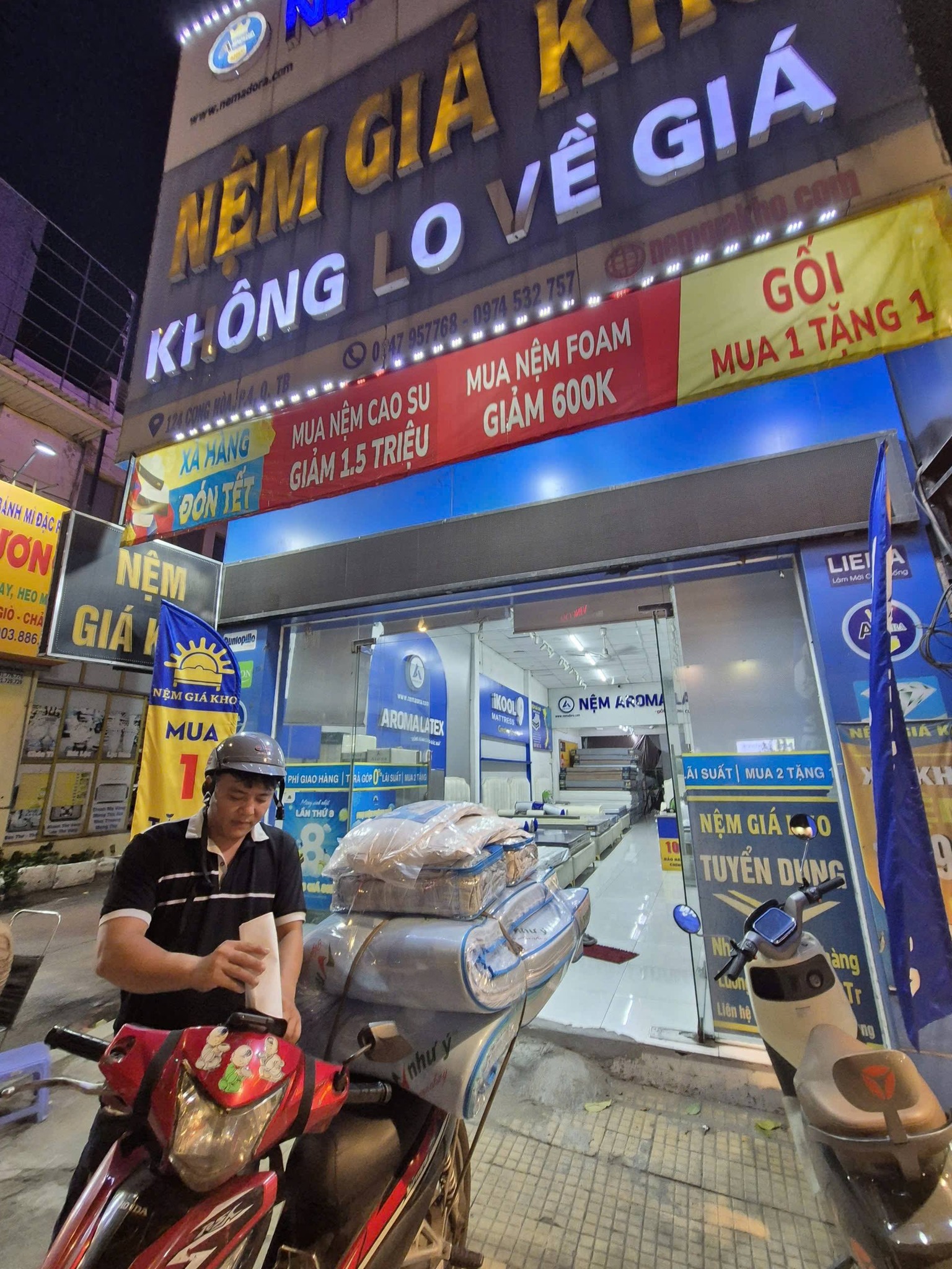 Cửa hàng bán nệm Hàn Việt Hải tại Tân Bình