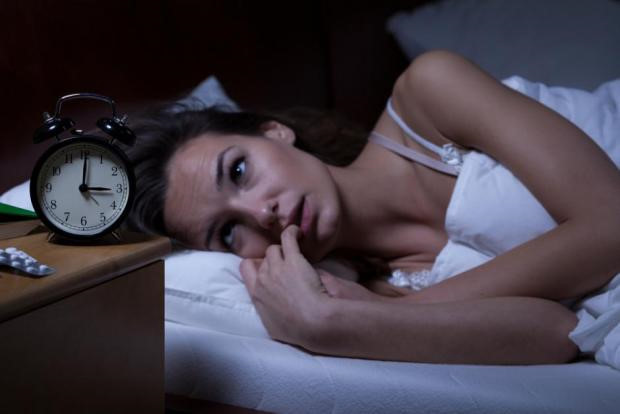 Thức khuya và ngủ dậy muộn nó ảnh hưởng đến sức khỏe bạn như thế nào ?