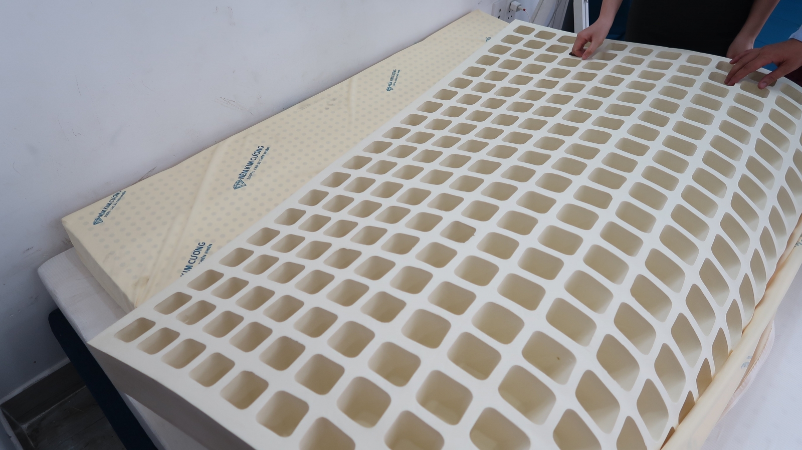 Nệm Kim Cương 10cm cao cấp tại thành phố Hồ Chí Minh  