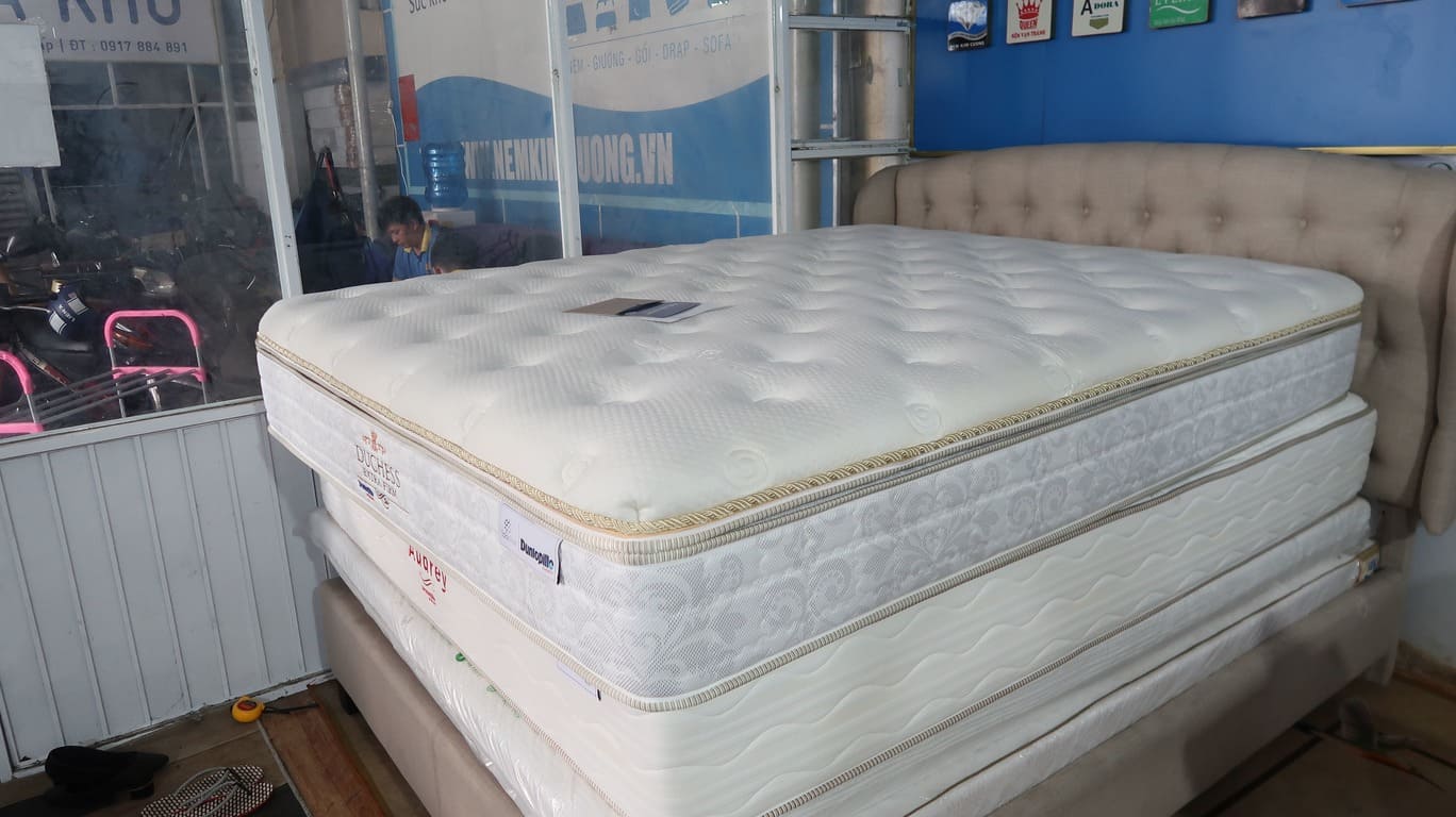 cửa hàng nệm lò xo Dunlopillo quận Phú Nhuận