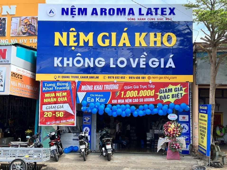 khai trương showroom nệm giá kho EaKar Đaklak