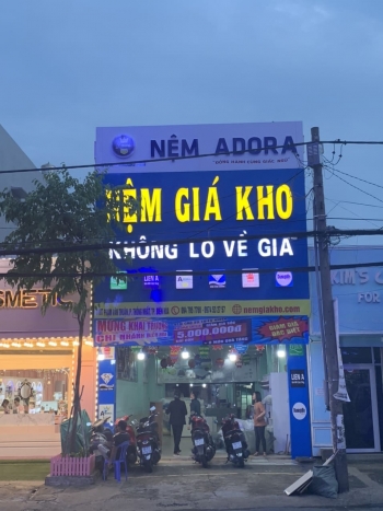 Khai trương showroom nệm giá kho 2 tại Biên Hòa