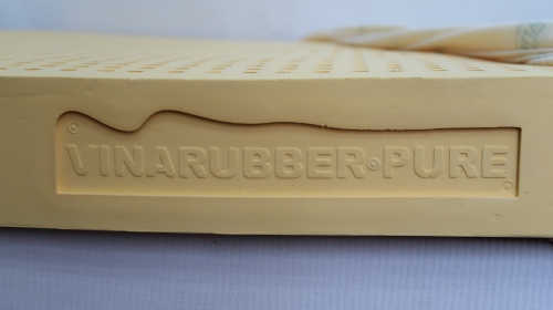 Chọn mua nệm cao su Vina Mattress hay Vạn Thành