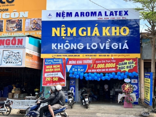 khai trương showroom nệm giá kho EaKar Đaklak