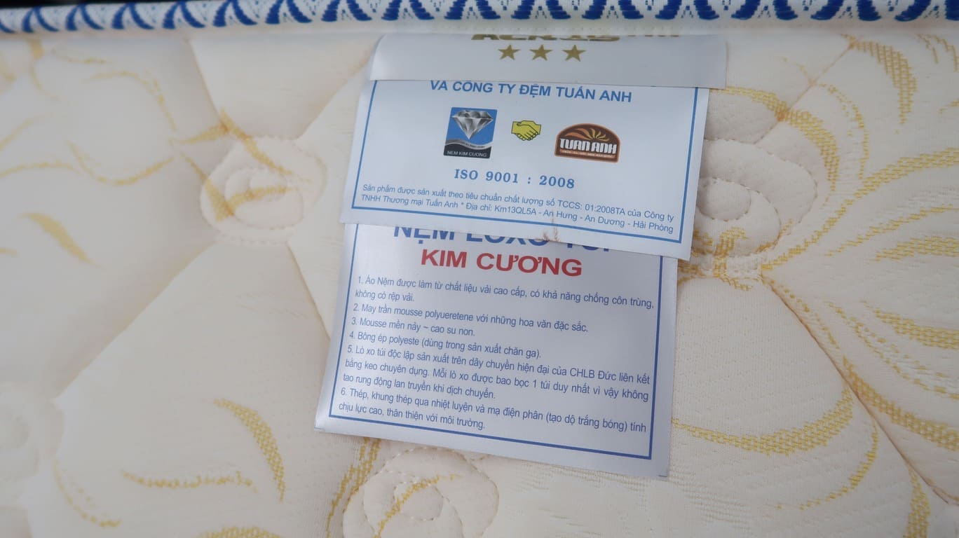 nhãn phân biệt nệm lò xo chính hãng