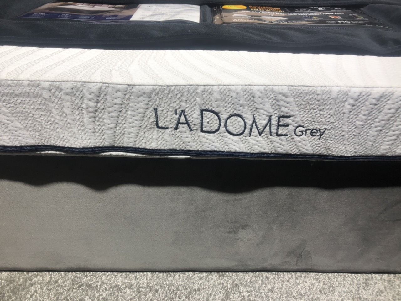Nệm cao su than hoạt tính Liên Á La Dome Grey 7 Nệm cao su than hoạt tính Liên Á La Dome Grey