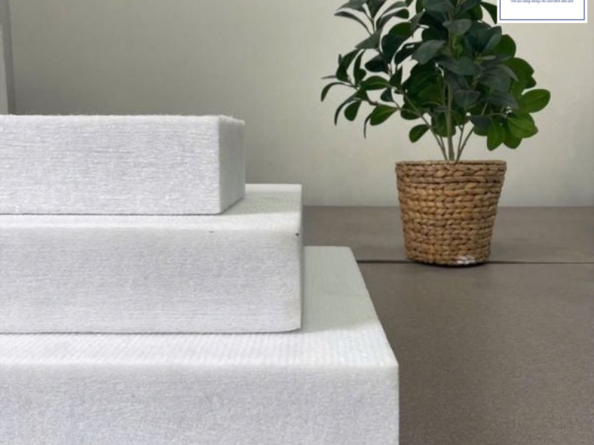 Bí Quyết Chọn Mua Nệm Gấp Gọn Cho Phòng Trọ Tiết Kiệm Không Gian Tối Đa 9 Giải Đáp: Nên Mua Nệm Bông Ép Dày Bao Nhiêu Là Phù Hợp?