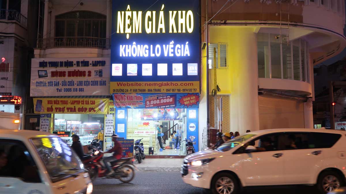 Cửa hàng nệm lò xo Vạn Thành Nha Trang