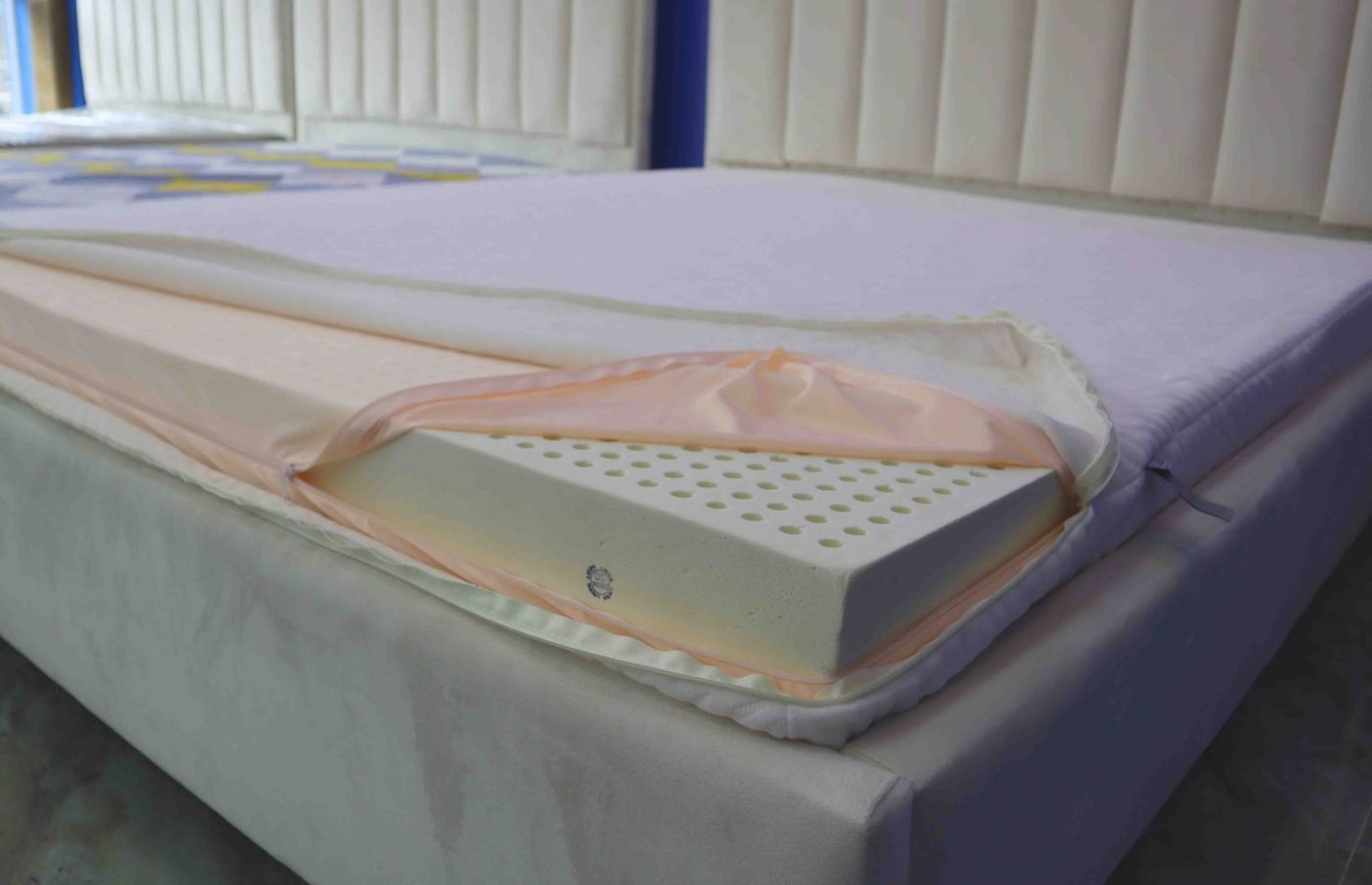 Giá nệm Liên Á 1m2 dày 5 cm 5 Giá nệm Liên Á 1m2 dày 5 cm