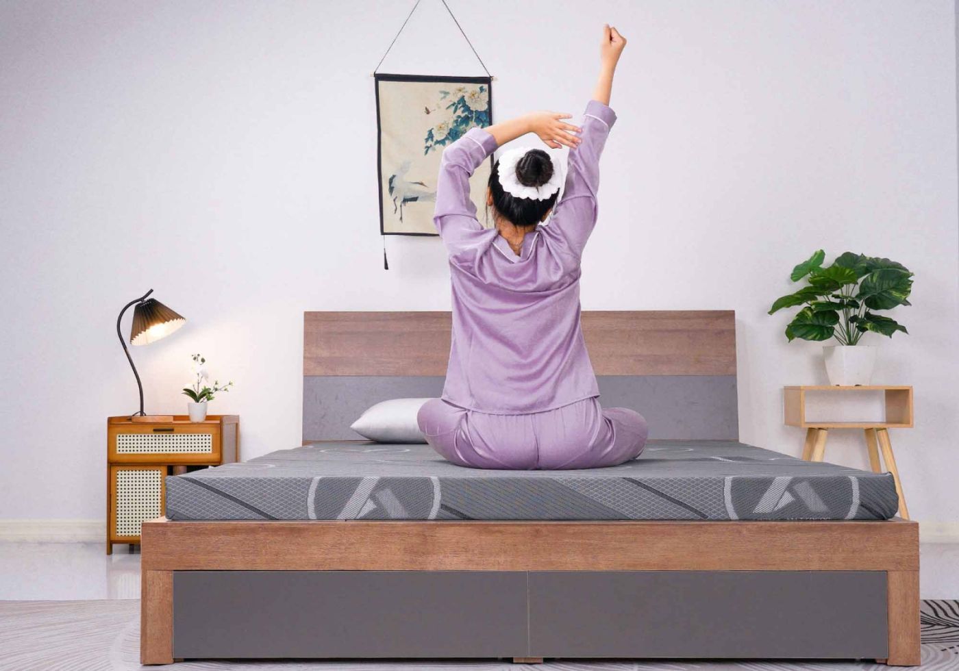 Đau lưng nên nằm nệm hay chiếu 6 Đau lưng nên nằm nệm hay chiếu