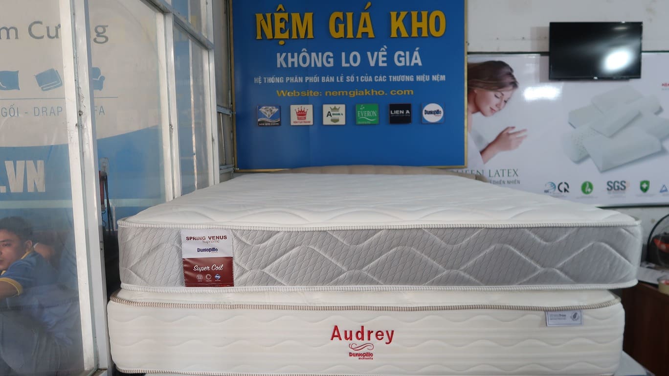 Cửa hàng nệm giá rẻ tại Cái Bè 21 Mua nệm lò xo tại cái bè
