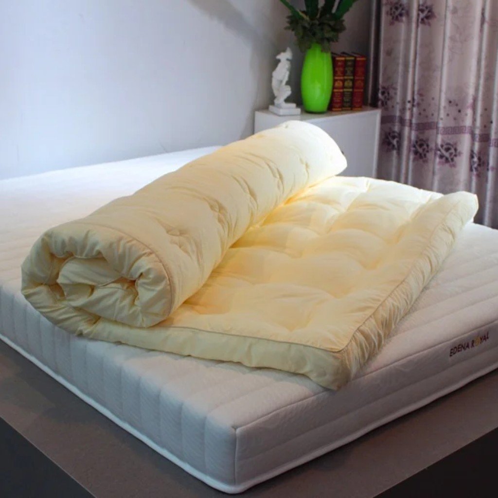 Topper nệm có giặt được không? Hướng dẫn vệ sinh