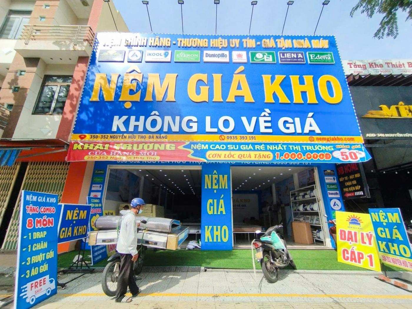 Tưng Bừng Khai Trương Cửa Hàng Nệm Giá Kho Nguyễn Hữu Thọ, Đà Nẵng 3 Tưng Bừng Khai Trương Cửa Hàng Nệm Giá Kho Nguyễn Hữu Thọ, Đà Nẵng