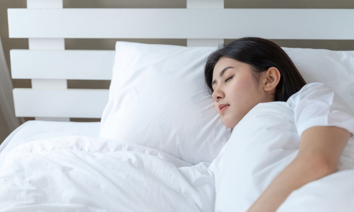 Cách Nằm Nệm Không Bị Nóng Giải Pháp Hiệu Quả Cho Giấc Ngủ Thoải Mái 6 Cách chọn đệm nằm giảm đau lưng - Báo VnExpress Sức khỏe