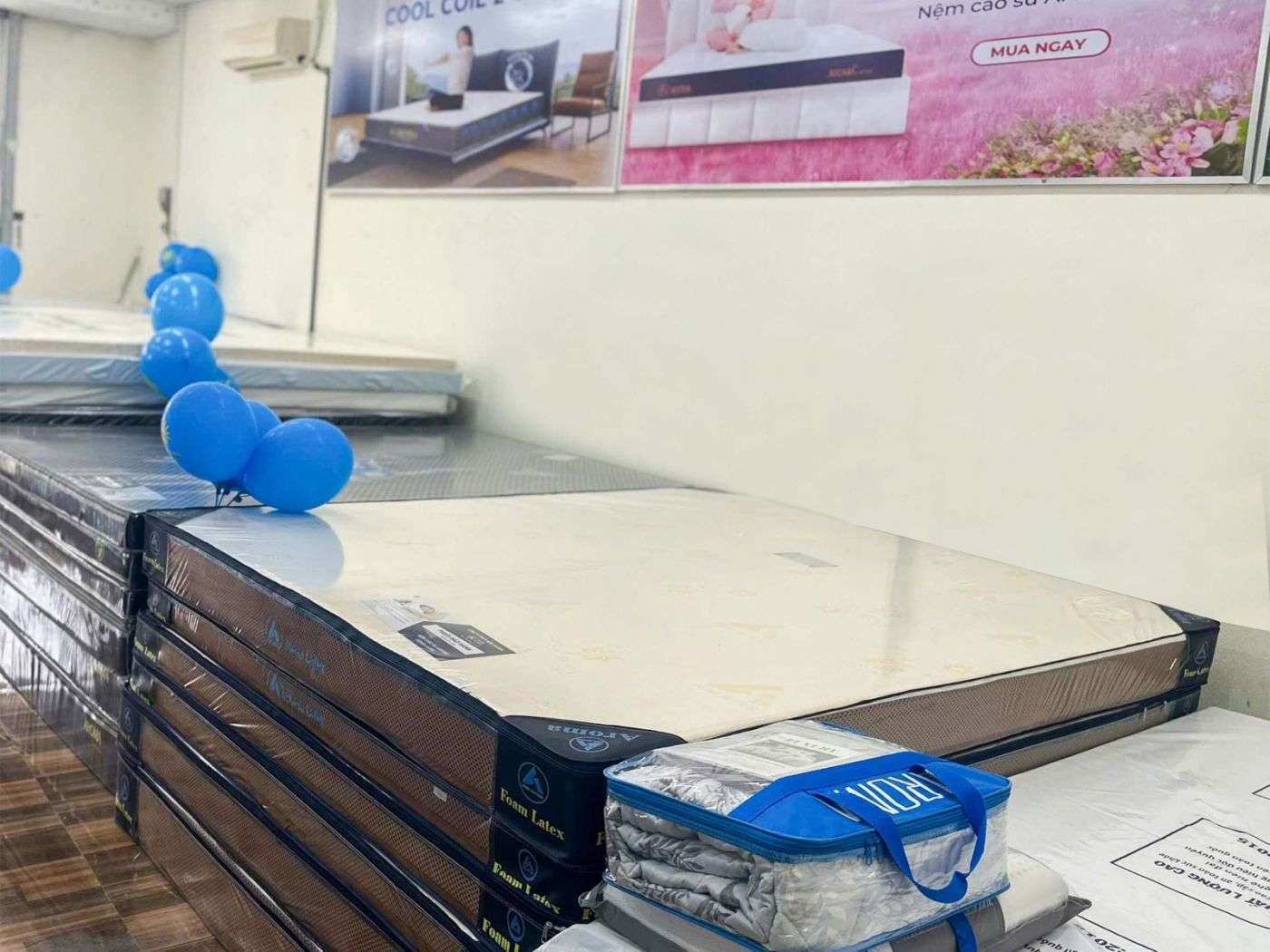 Tưng Bừng Khai Trương Cửa Hàng Nệm Giá Kho Trà Ôn 13 Tưng Bừng Khai Trương Cửa Hàng Nệm Giá Kho Trà Ôn