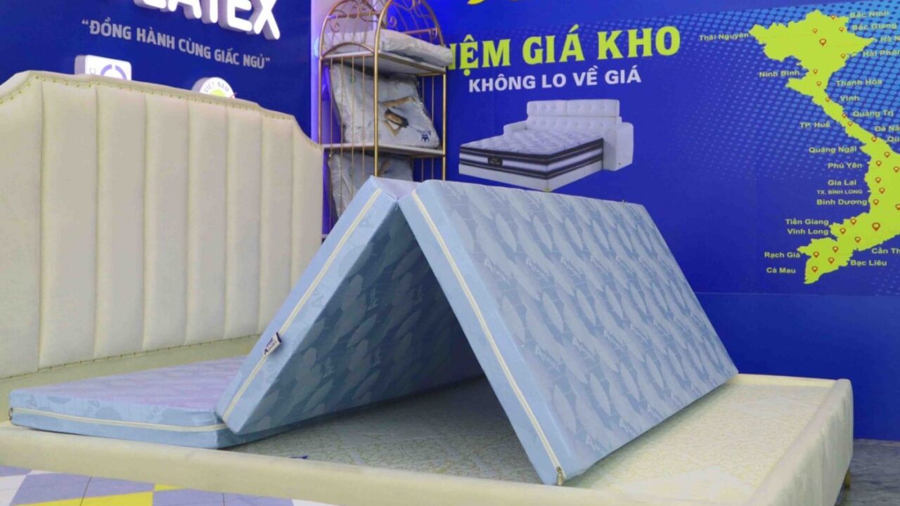 Nệm gấp 3 1m6 giá bao nhiêu